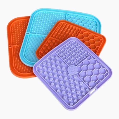 1-32-scaled-1.jpeg Silicone Pet Licking Pad Bowl